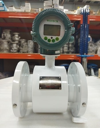 Đồng hồ đo nước điện từ woteck đài loan thân gang lớp lót PTFE