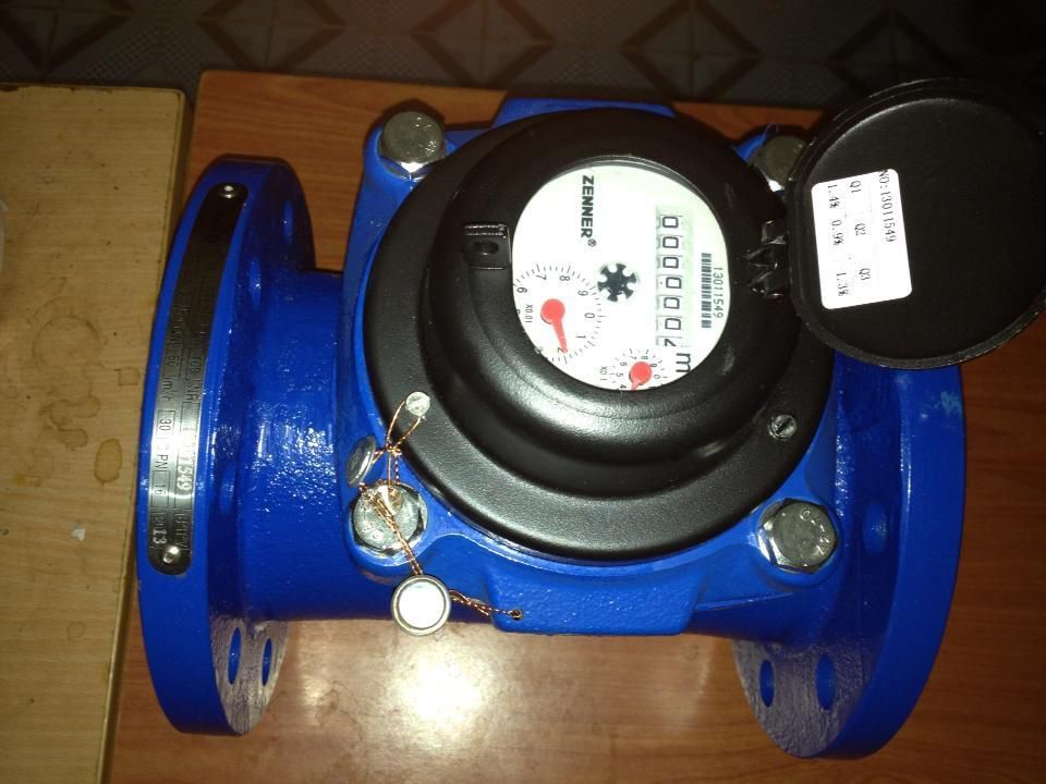 Đồng hồ đo lưu lượng nước Zenner lắp bích (1)