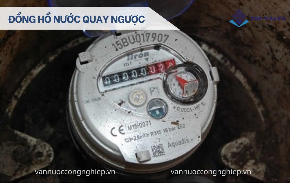 đồng hồ nước quay ngược